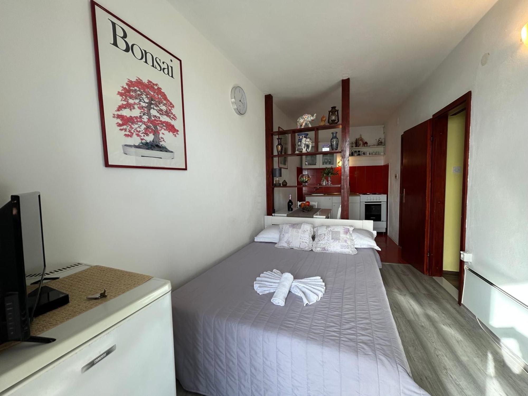 Seafront Studio Apartment+Balcony พอดโกรา ภายนอก รูปภาพ