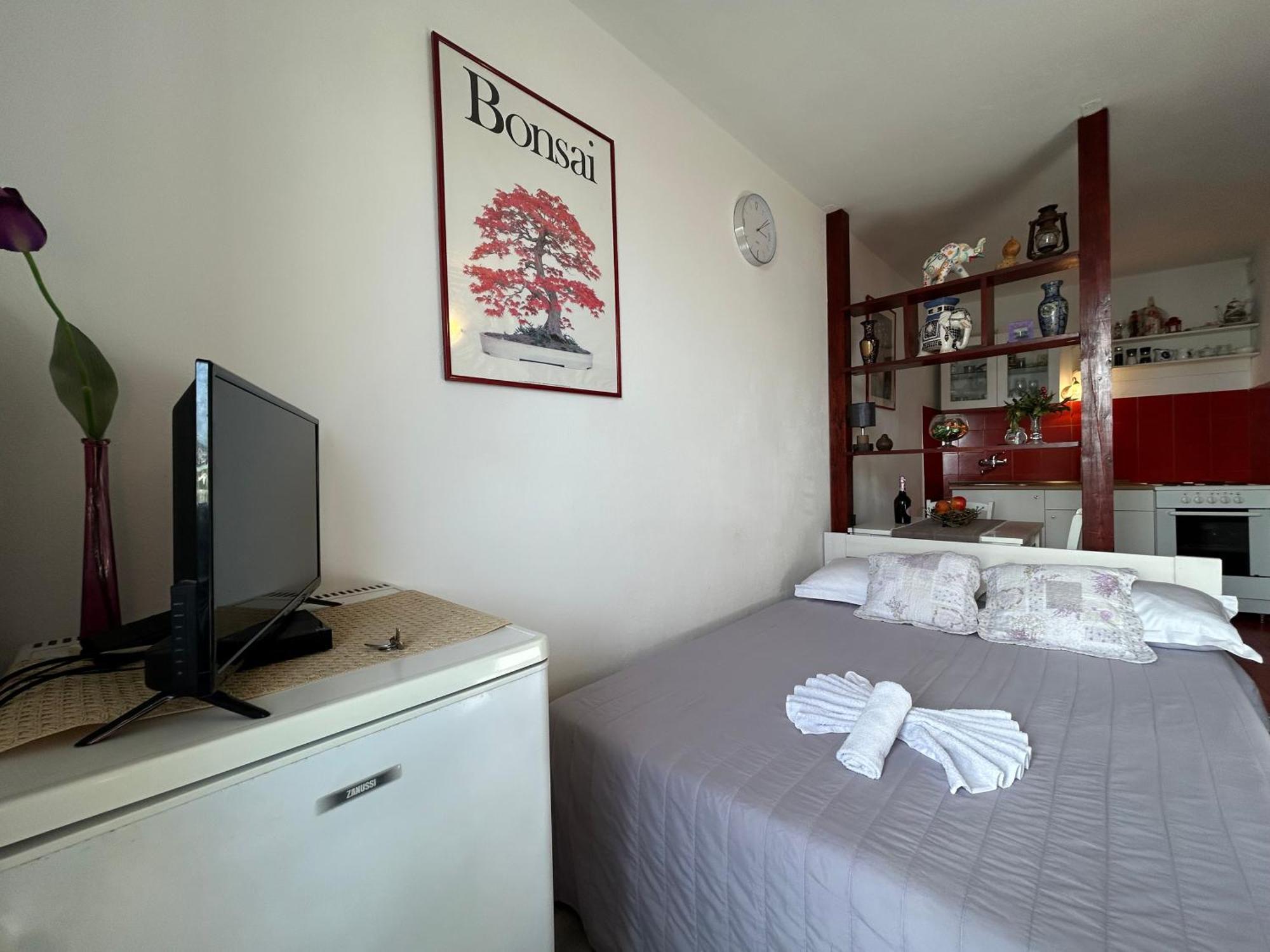 Seafront Studio Apartment+Balcony พอดโกรา ภายนอก รูปภาพ